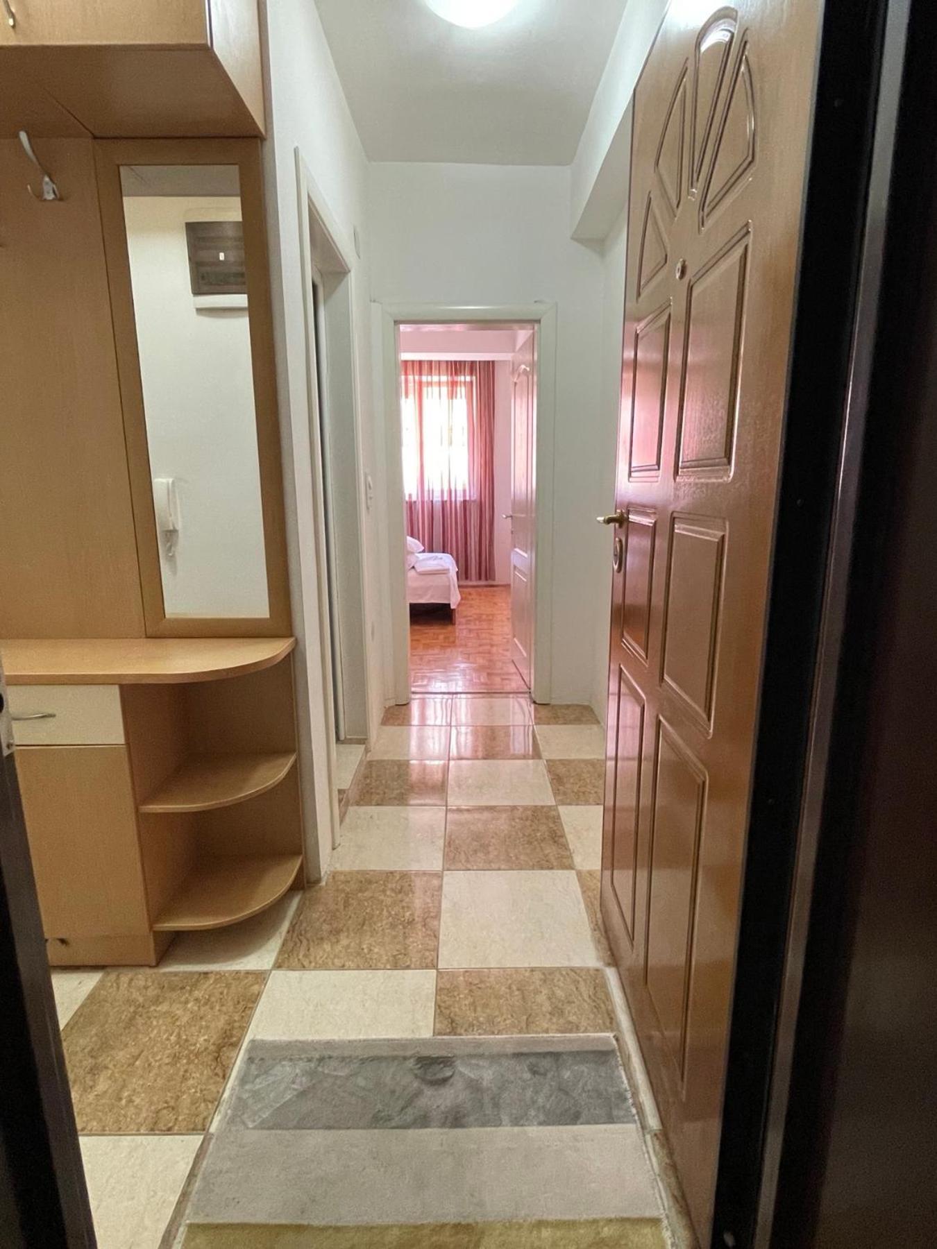 Aleksandar Appartement *